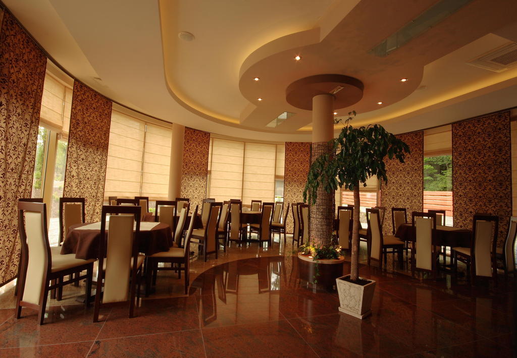 ביילסקו-ביאלה Hotel Sahara מראה חיצוני תמונה